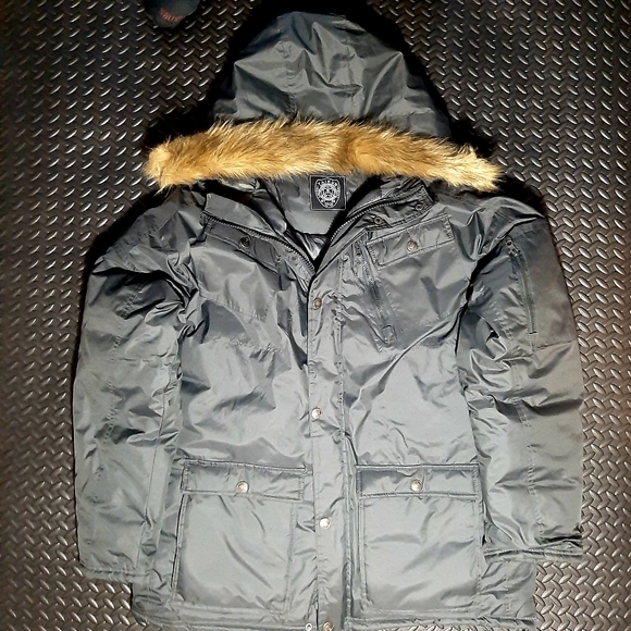 Taikun winter coat with fur rim hood size 2XL - Picture 3 of 11
